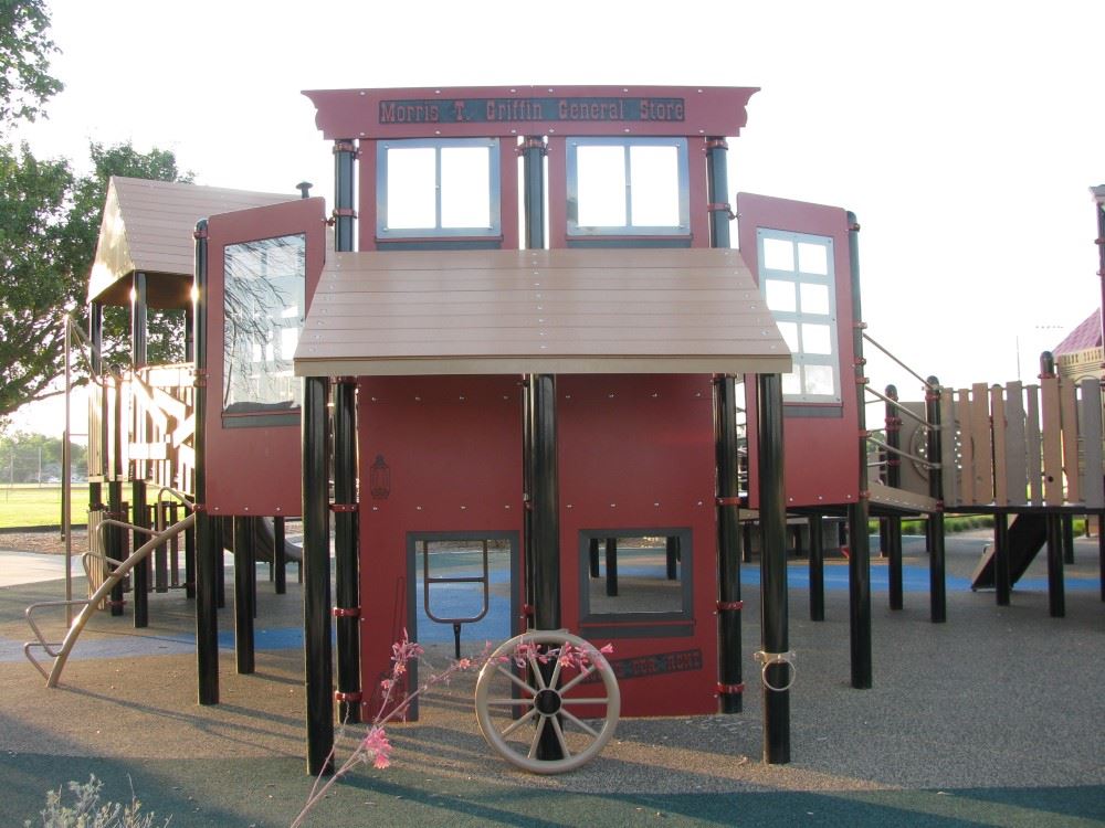 General store structure